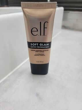Soft Glam Satin Foundation - New & Sealed